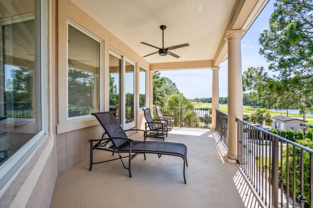 12 Port Tack Photo 72