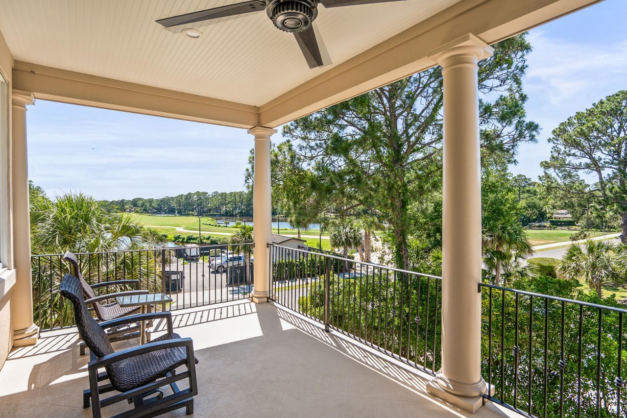 12 Port Tack Photo 73