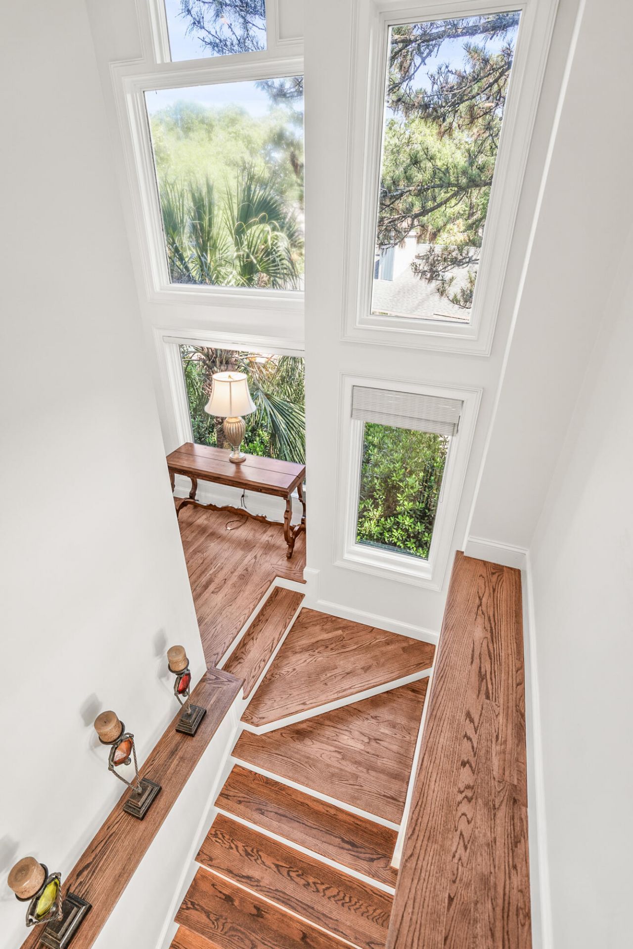 12 Port Tack Photo 83