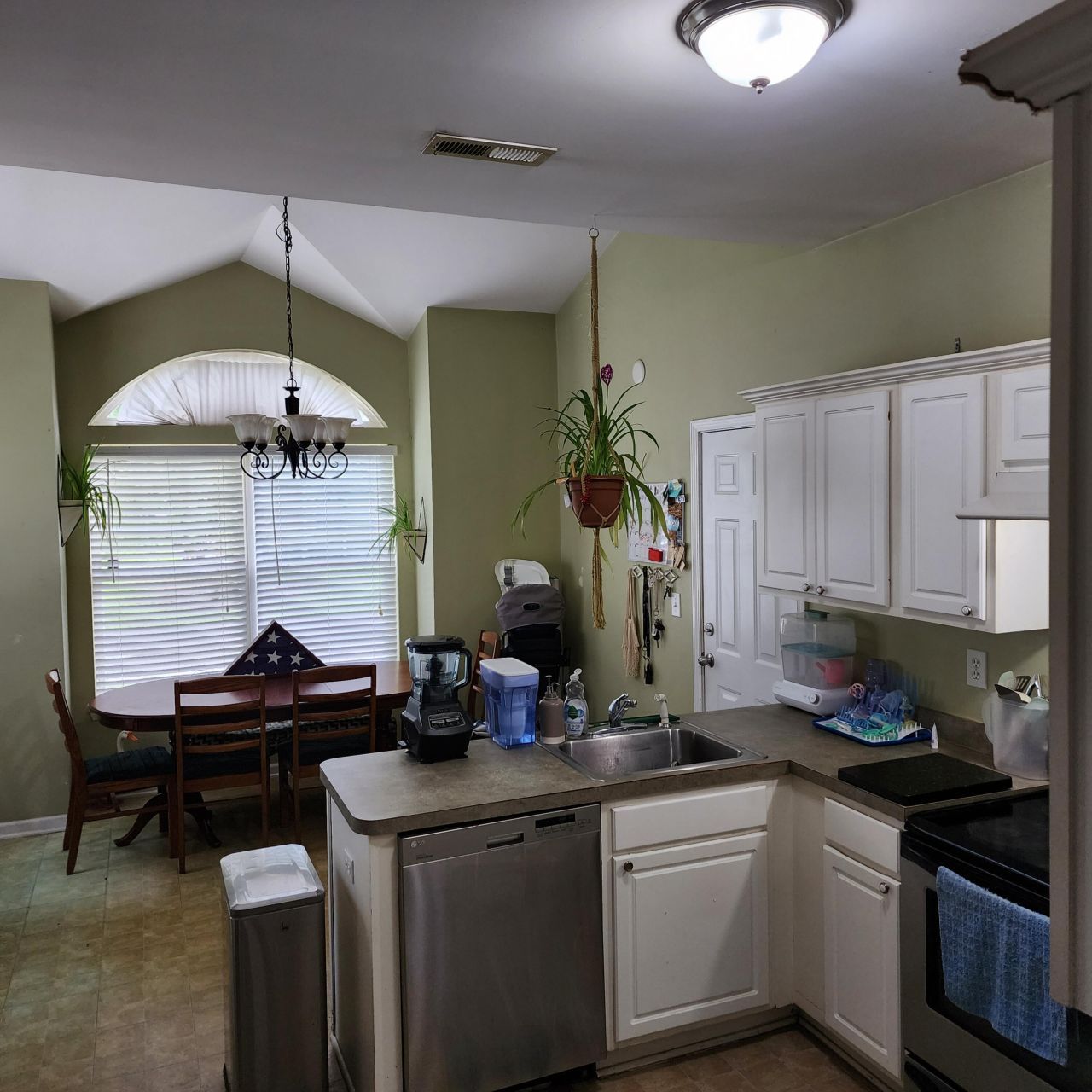 108 Spanish Oaks Lane Photo 6