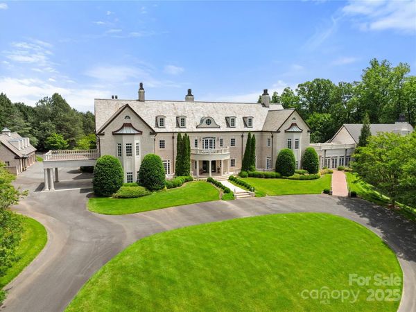 1067 E Kent Road, Winston Salem, NC 27104