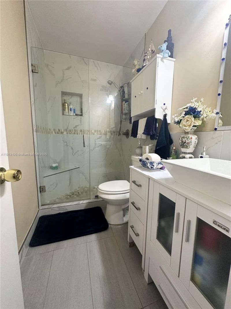 19511 Whispering Pines Rd, Cutler Bay, FL 33157 Photo