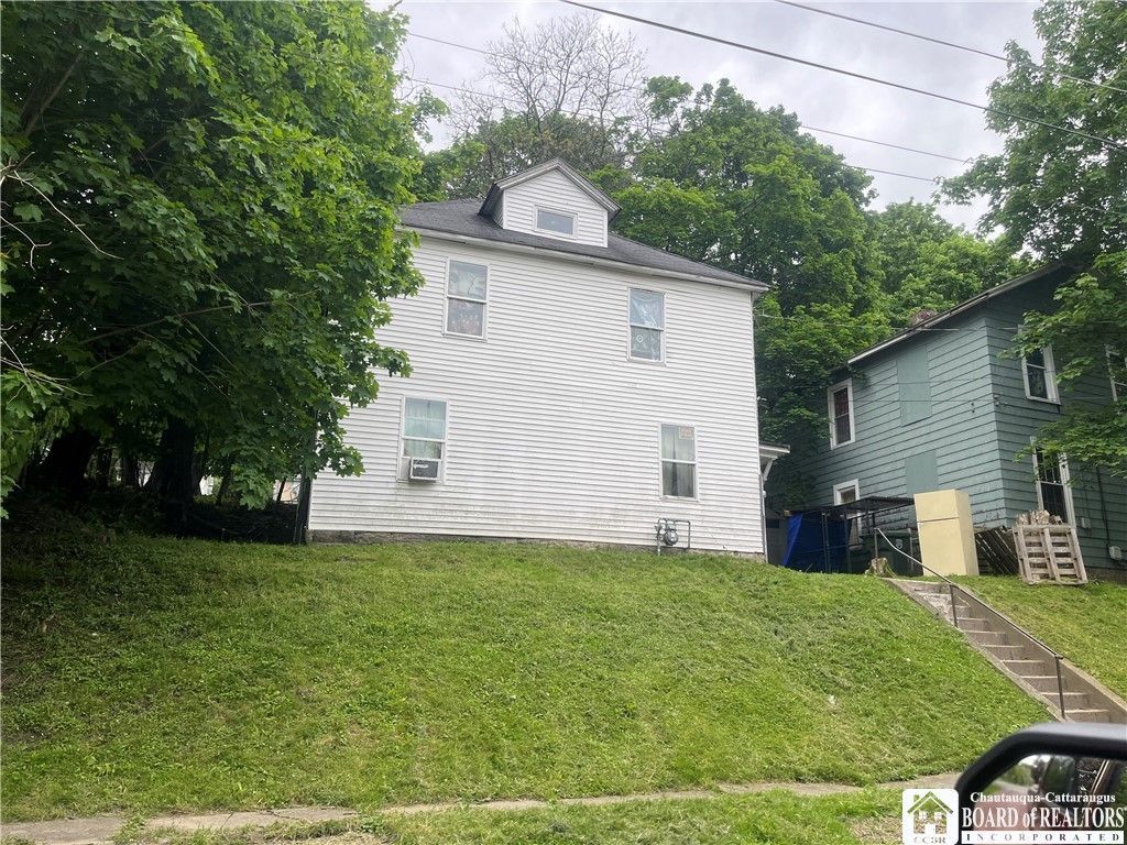 176 Barrows Street, Jamestown, NY 14701 Main Photo