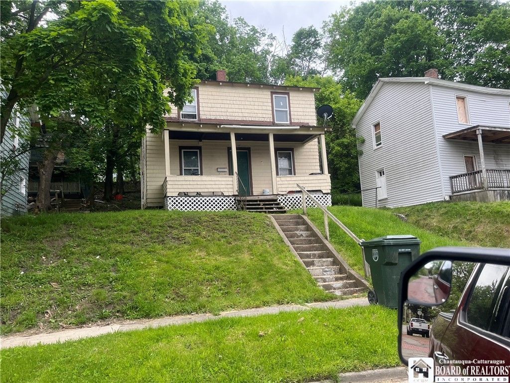 172 Barrows, Jamestown, NY 14701 Main Photo