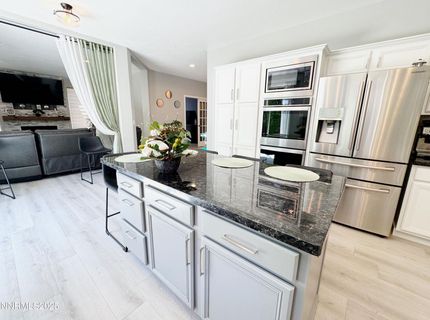 6726 Runnymede Drive, Sparks, NV 89436 Photo