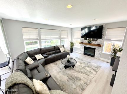 6726 Runnymede Drive, Sparks, NV 89436 Photo