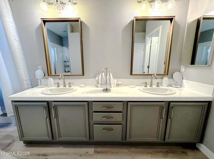 6726 Runnymede Drive, Sparks, NV 89436 Photo