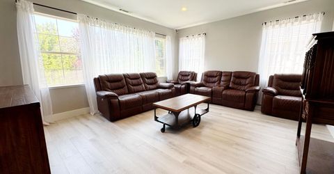 6726 Runnymede Drive, Sparks, NV 89436 Photo