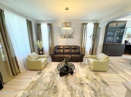 6726 Runnymede Drive, Sparks, NV 89436 Photo