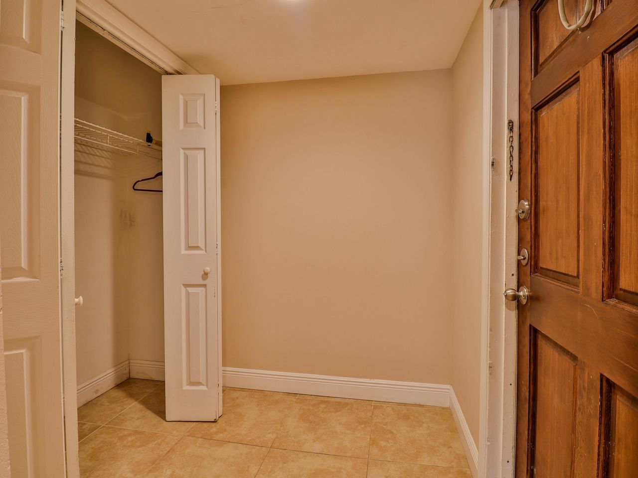 118 Yacht Club Drive, Unit 7, North Palm Beach, FL 33408 Photo