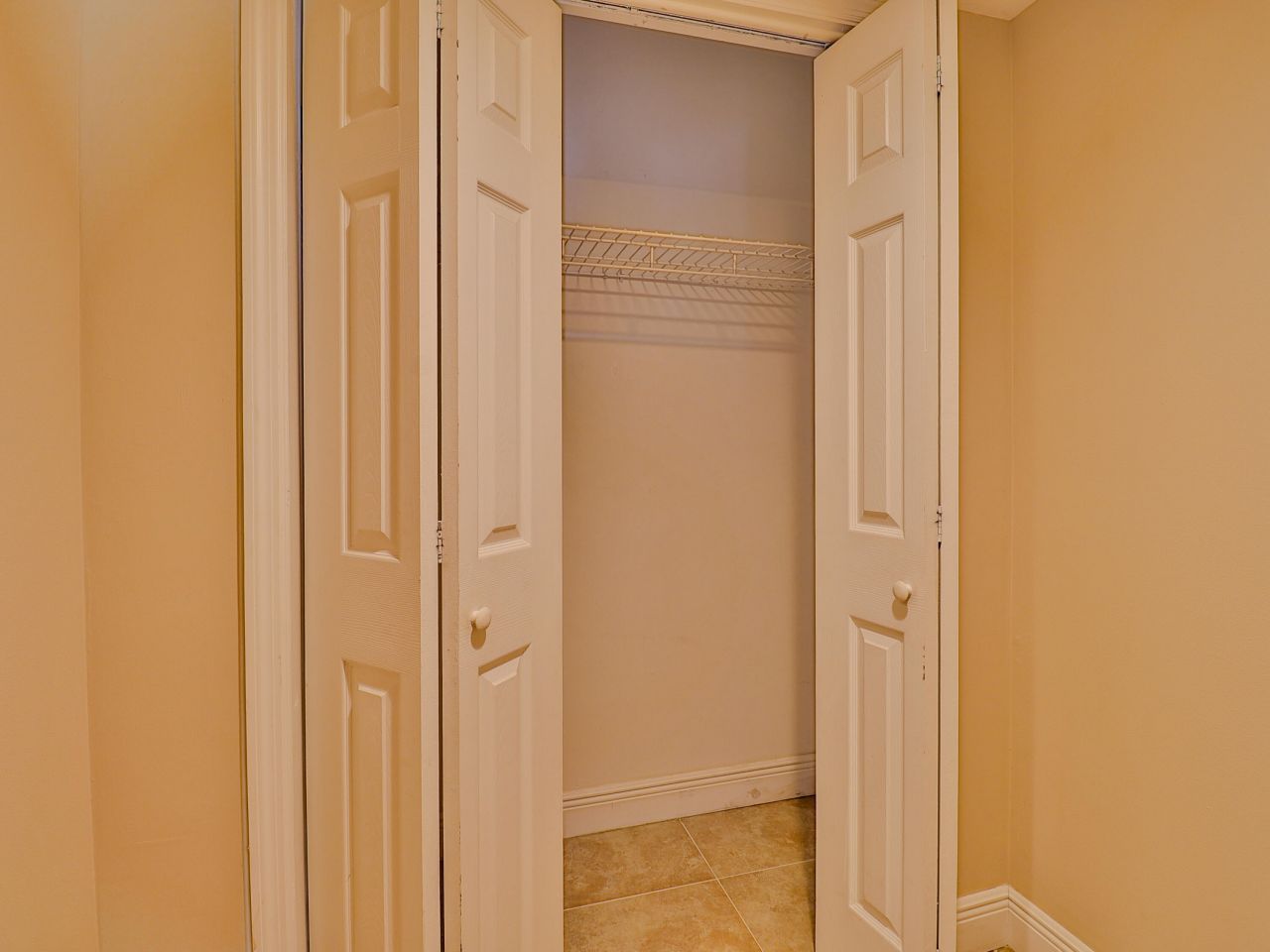 118 Yacht Club Drive, Unit 7, North Palm Beach, FL 33408 Photo