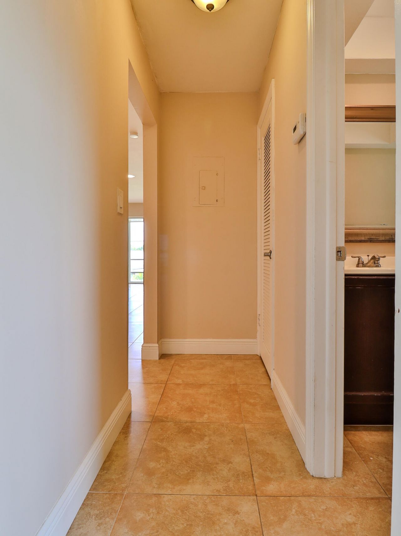118 Yacht Club Drive, Unit 7, North Palm Beach, FL 33408 Photo