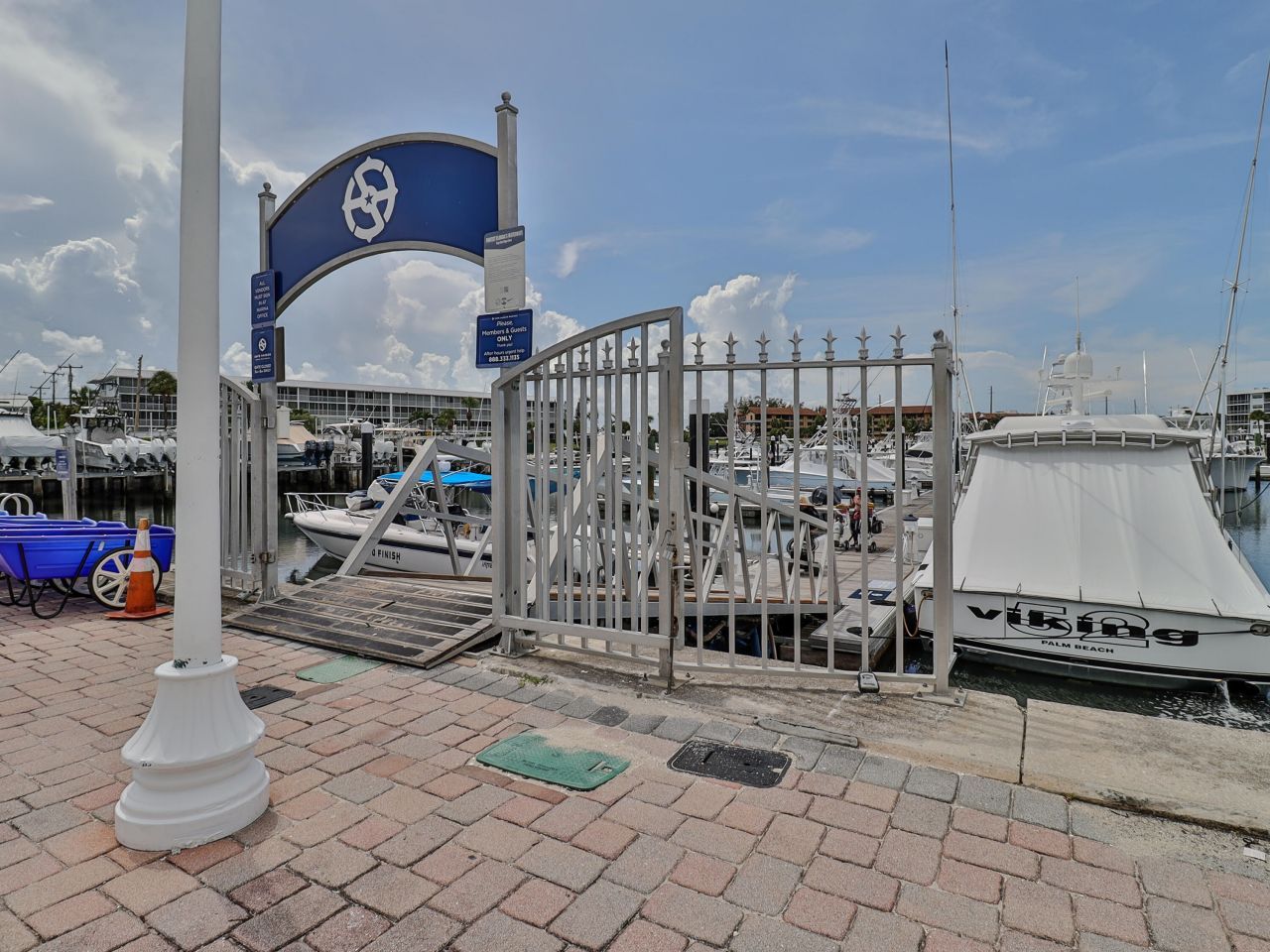 118 Yacht Club Drive, Unit 7, North Palm Beach, FL 33408 Photo