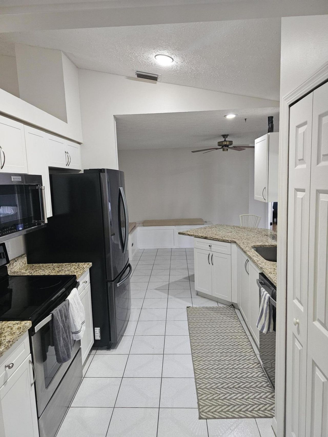 389 SE Whitmore Drive, Port Saint Lucie, FL 34984 Photo