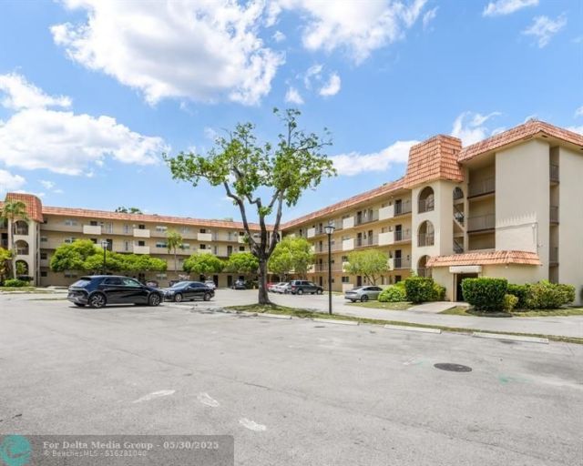 6201 N Falls Cir Drive, Unit 109, Lauderhill, FL 33319 Photo