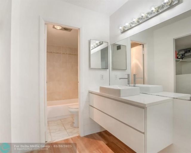 6201 N Falls Cir Drive, Unit 109, Lauderhill, FL 33319 Photo