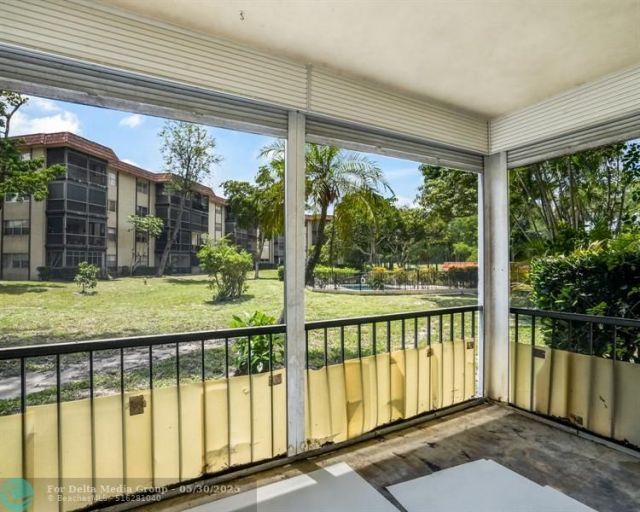 6201 N Falls Cir Drive, Unit 109, Lauderhill, FL 33319 Photo