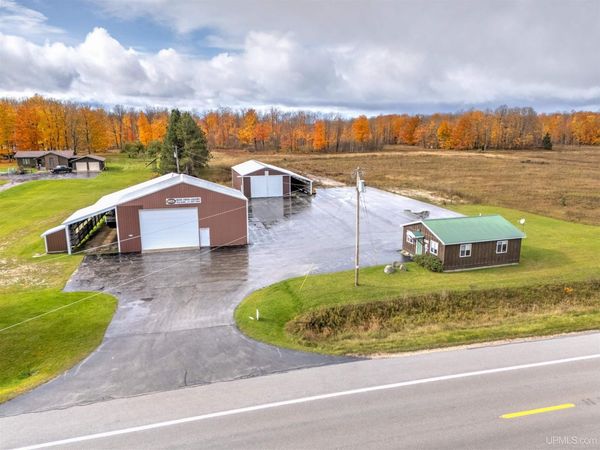 1622 W US Hwy 2 Highway, Mueller Twp, MI 49840