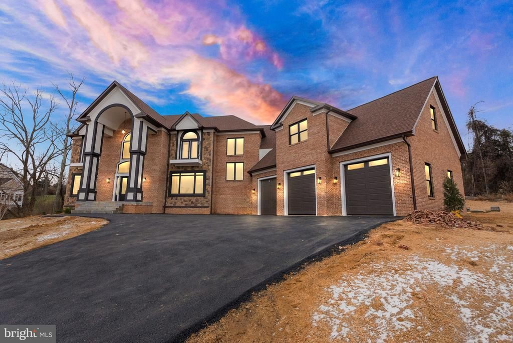 40925 ALYSHEBA DRIVE, LEESBURG, VA 20176