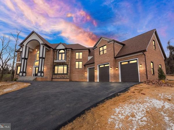 40925 ALYSHEBA DRIVE, LEESBURG, VA 20176