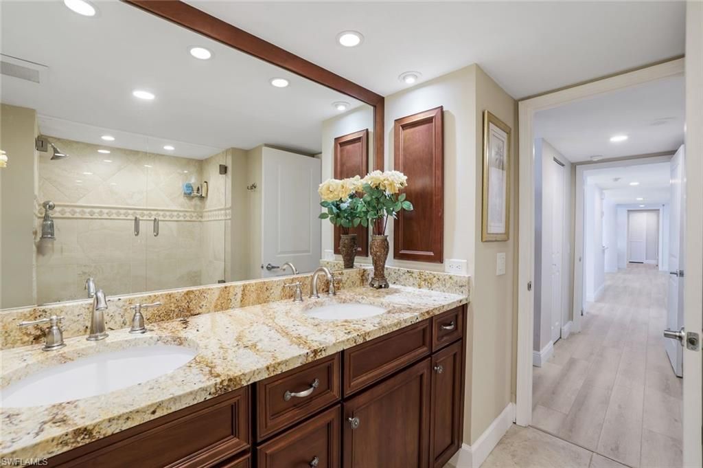 4041 Gulf Shore Blvd N, Unit 1705, Naples, FL 34103 Photo