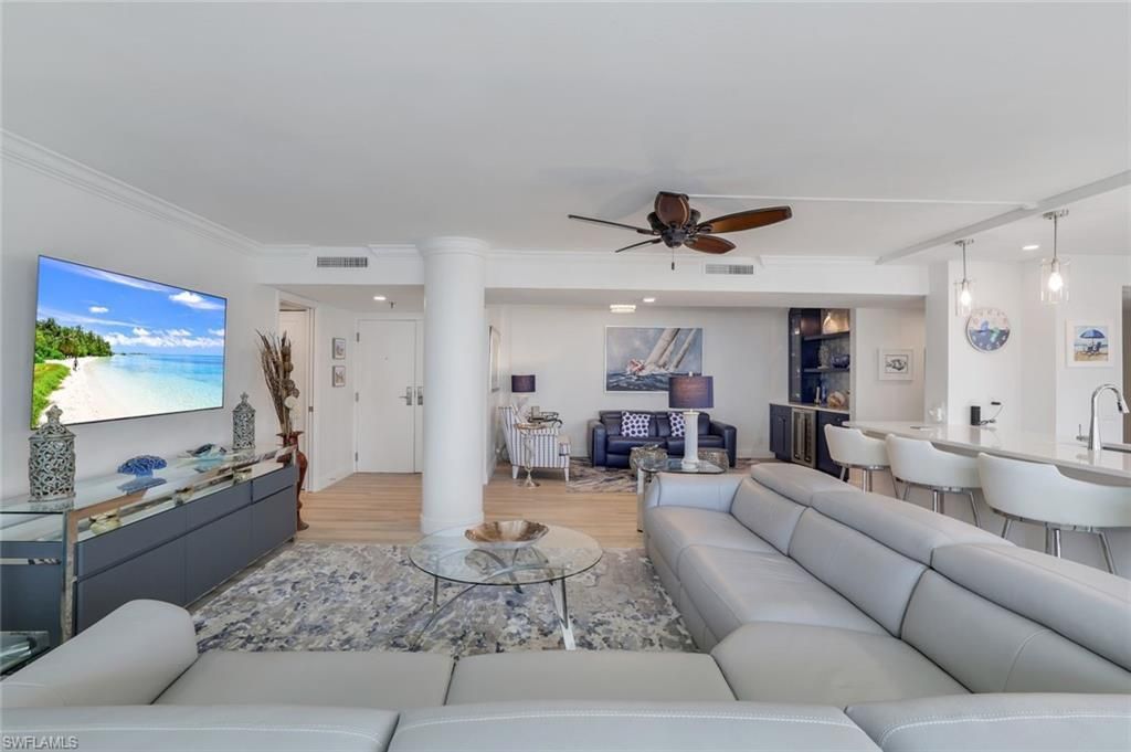 4041 Gulf Shore Blvd N, Unit 1705, Naples, FL 34103 Photo