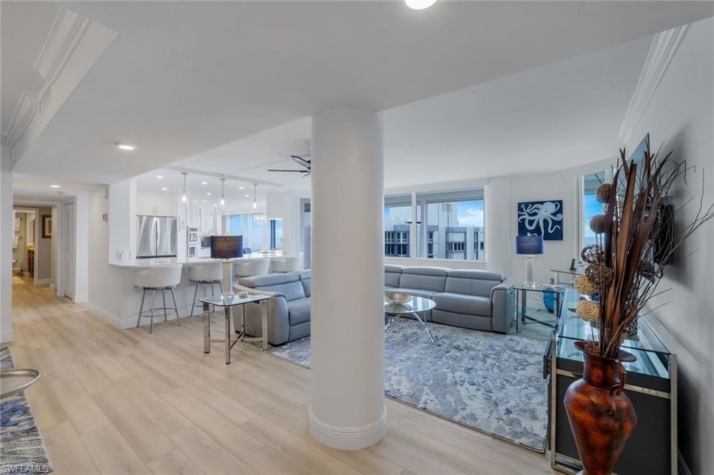 4041 Gulf Shore Blvd N, Unit 1705, Naples, FL 34103 Photo