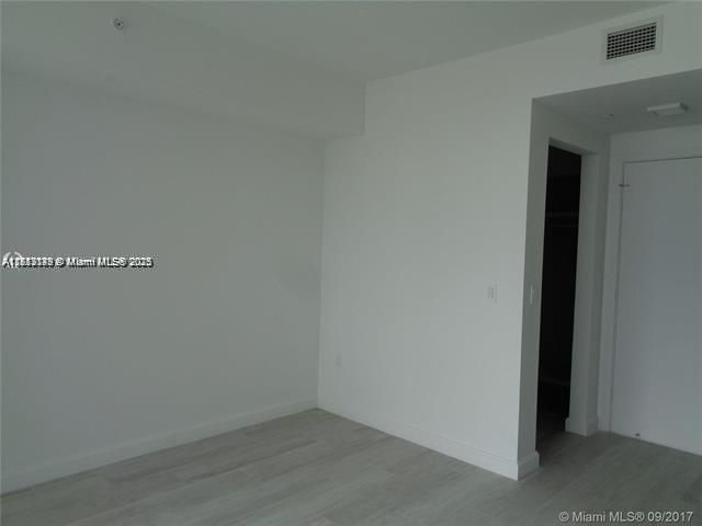 45 SW 9th St, Unit 2709, Miami, FL 33130 Photo