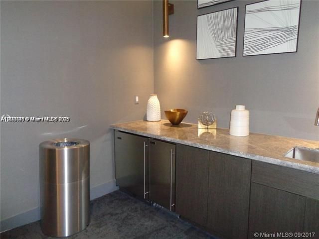 45 SW 9th St, Unit 2709, Miami, FL 33130 Photo