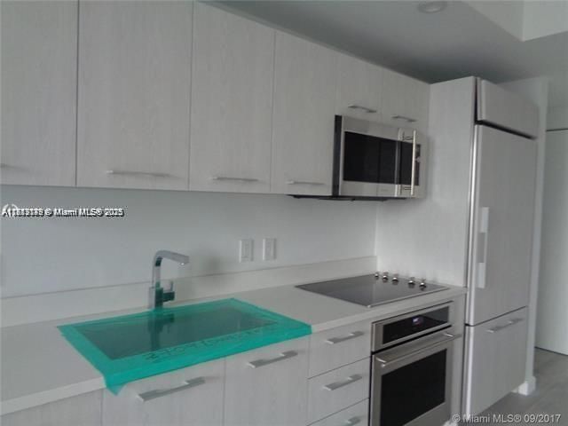 45 SW 9th St, Unit 2709, Miami, FL 33130 Photo