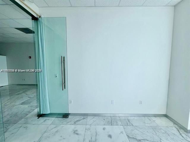 20200 W Dixie Hwy 709 Hwy, Miami, FL 33180 Photo