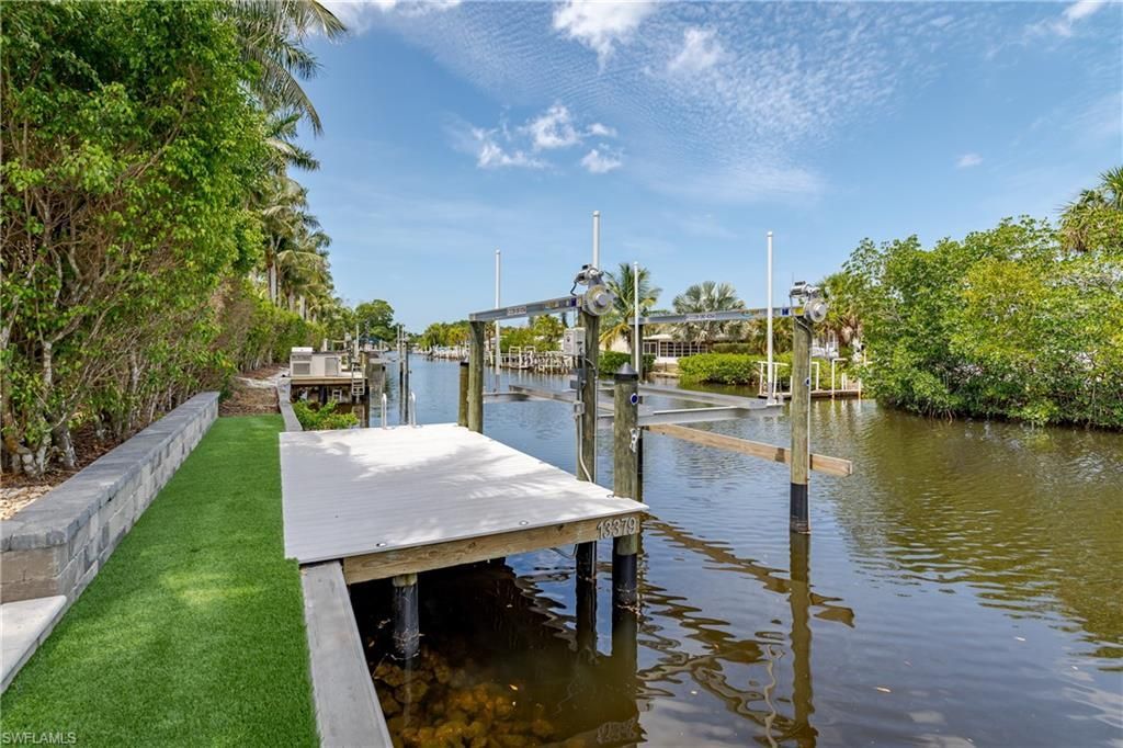 13379 Snook Cir, Naples, FL 34114 Photo