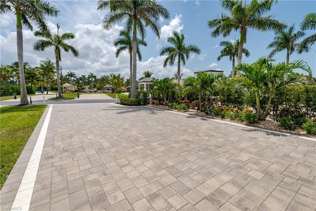 13379 Snook Cir, Naples, FL 34114 Photo