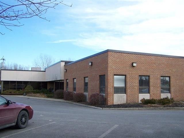 251 New Karner Road, Albany, NY 12205 Main Photo