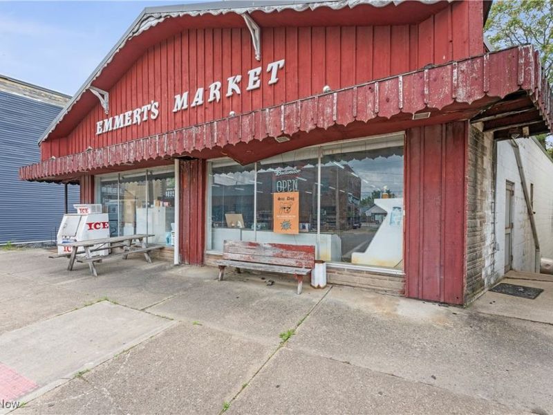 11 Canal Street E, Navarre, OH 44662 Photo 2