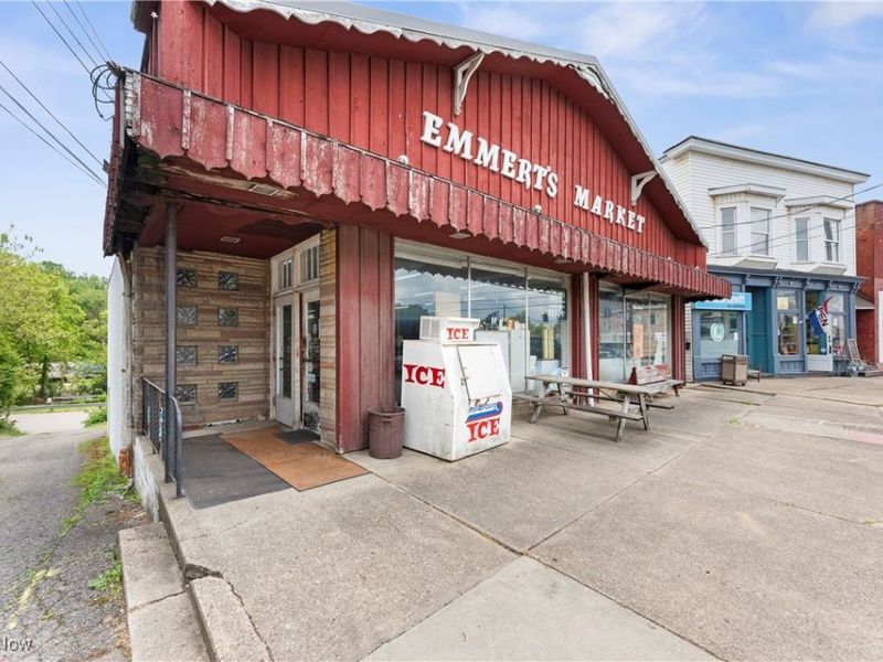 11 Canal Street E, Navarre, OH 44662 Photo 3