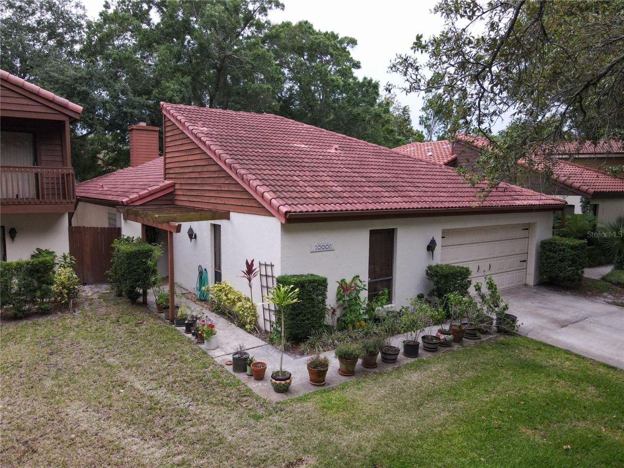 1053 W Pebble Beach Circle, Winter Springs, FL 32708 Main Photo