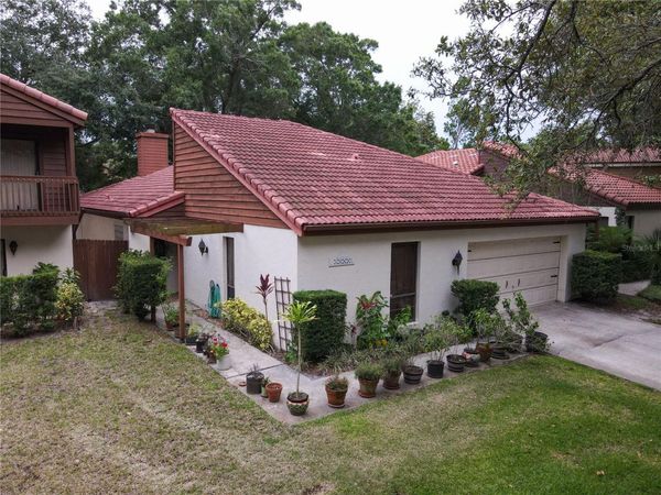 1053 W PEBBLE BEACH CIRCLE, WINTER SPRINGS, FL 32708