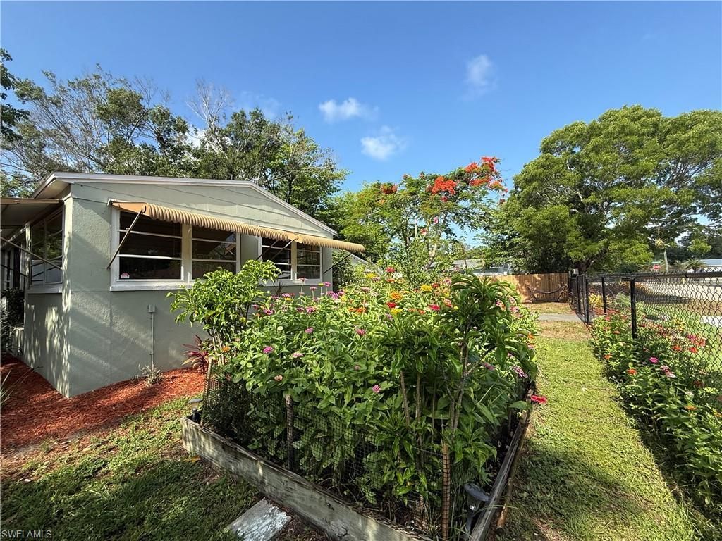 2304 Clifford St, Fort Myers, FL 33901 Photo