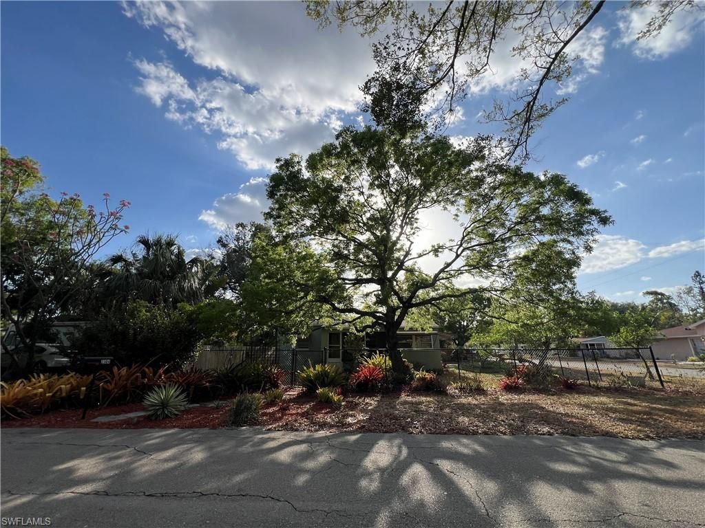 2304 Clifford St, Fort Myers, FL 33901 Photo