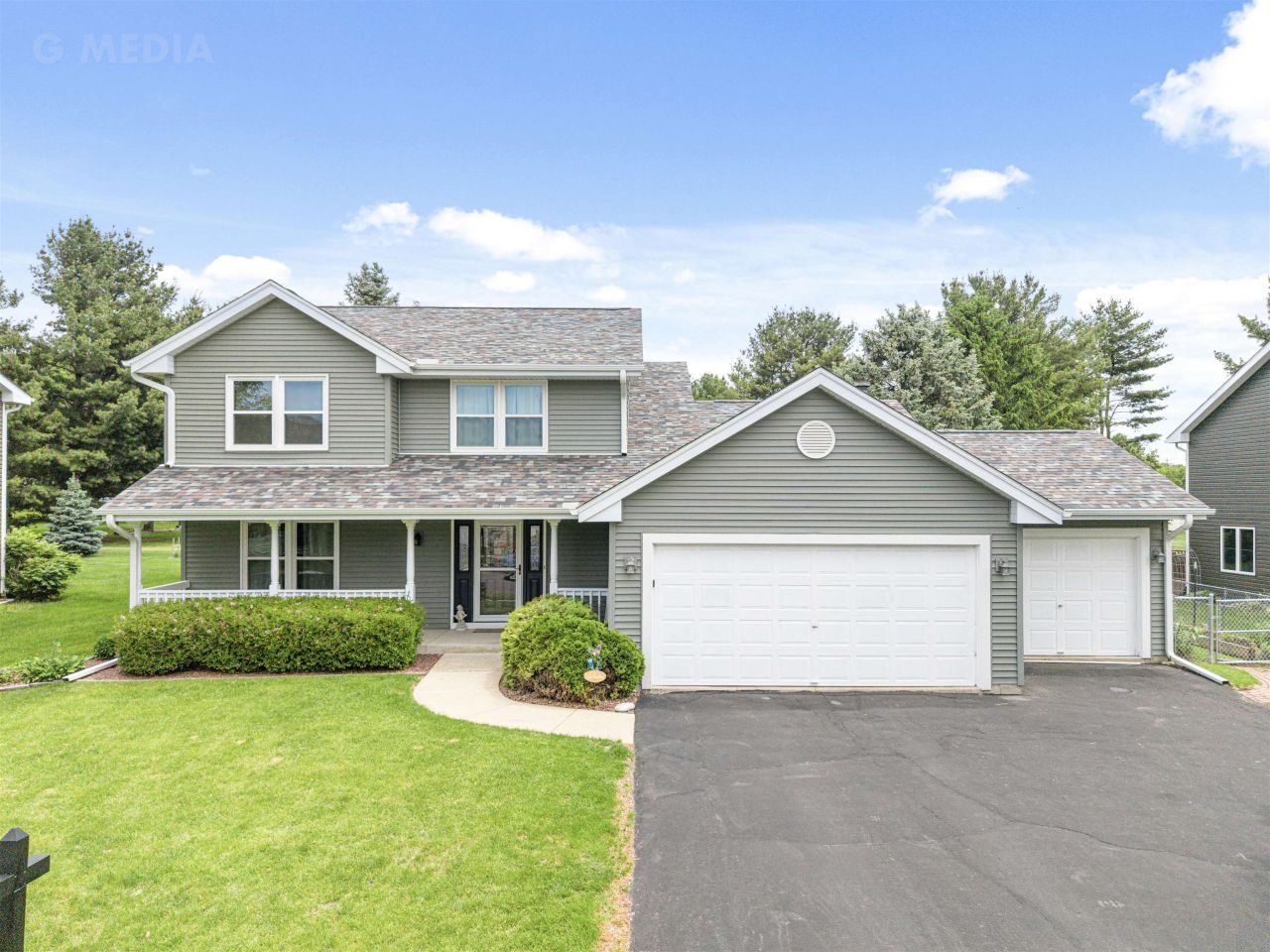 307 Shelden Drive, Winnebago, IL 61088 Main Photo