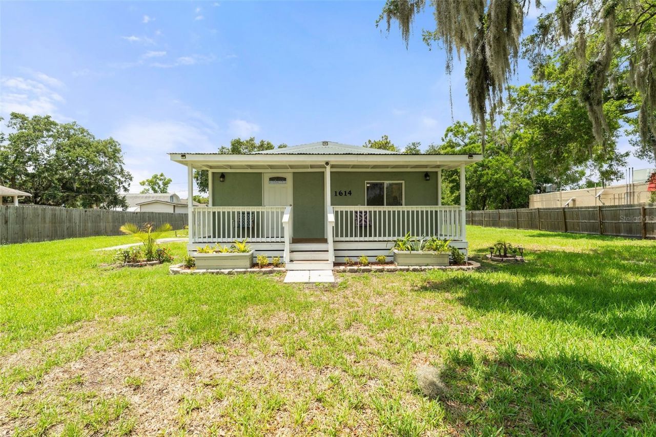 1614 Shepherd Lane, Intercession City, FL 33848 Photo