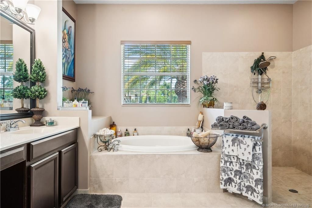 5437 SW Honeysuckle Court, Palm City, FL 34990 Photo