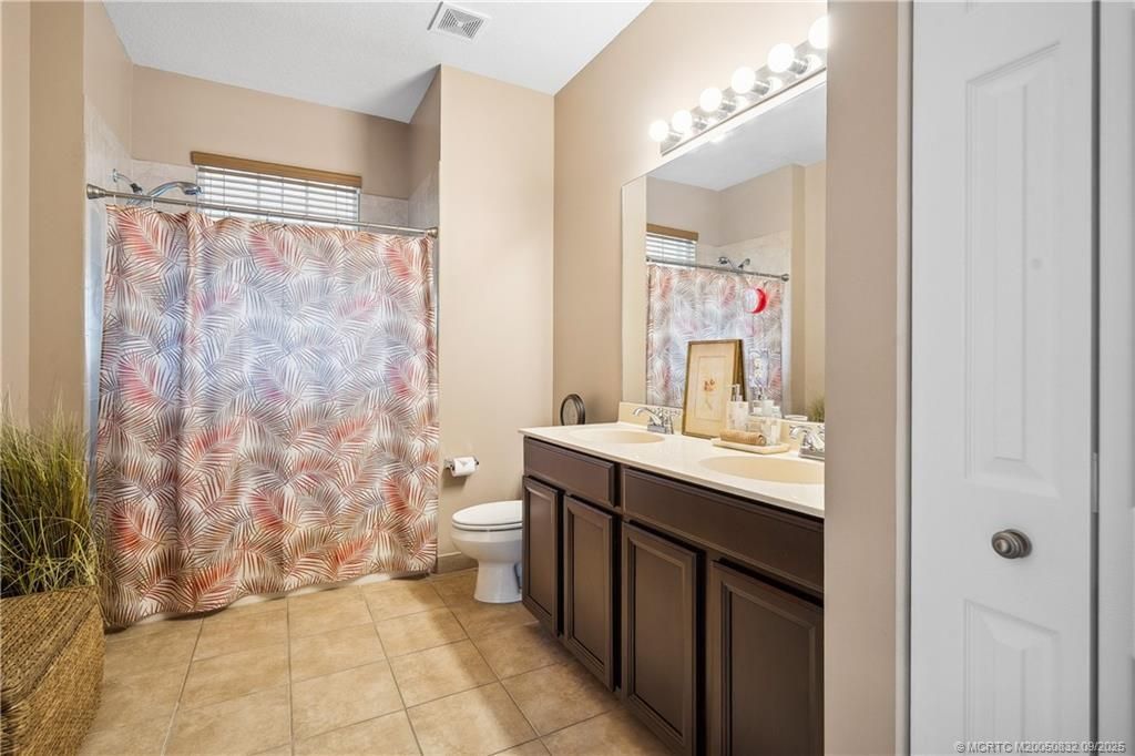 5437 SW Honeysuckle Court, Palm City, FL 34990 Photo