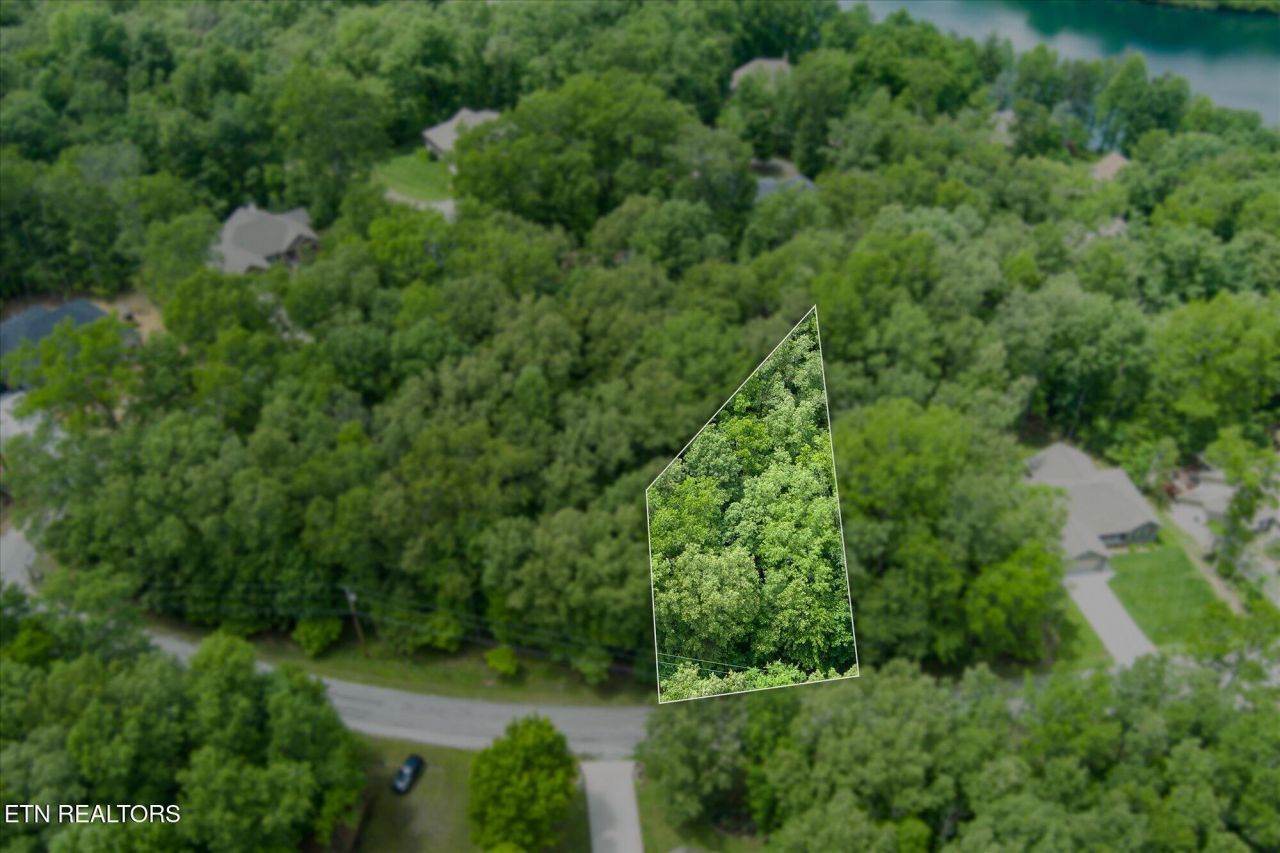 120 Beachwood Drive, Fairfield Glade, TN 38558 Main Photo