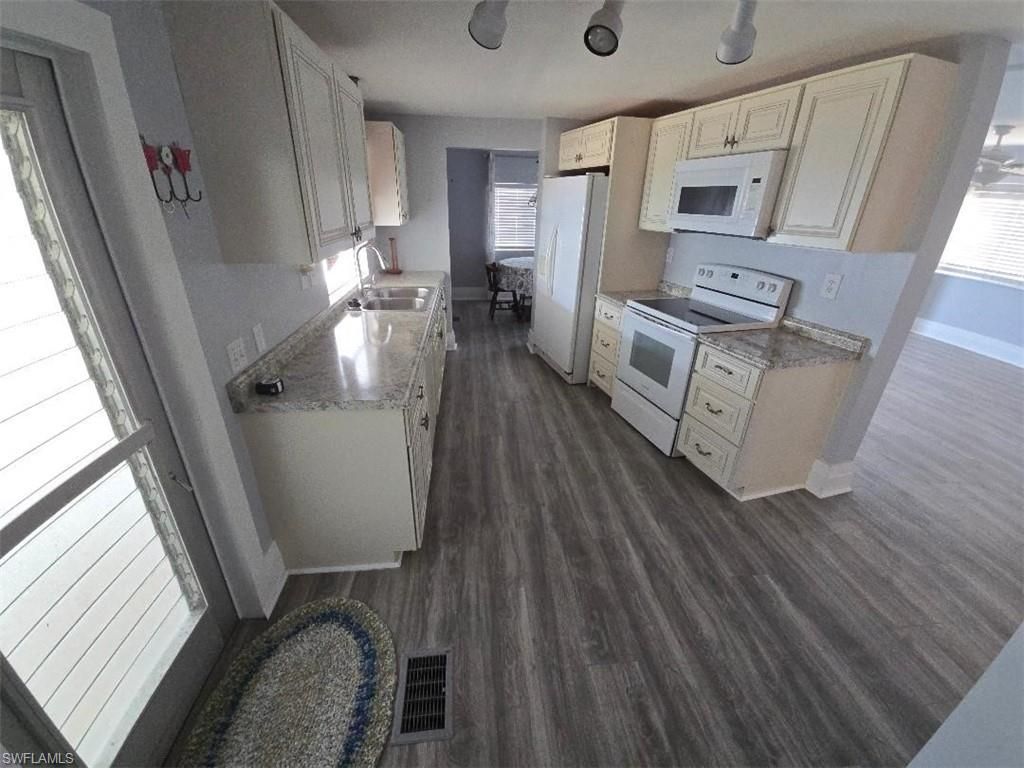 26111 Countess Ln, Bonita Springs, FL 34135 Photo