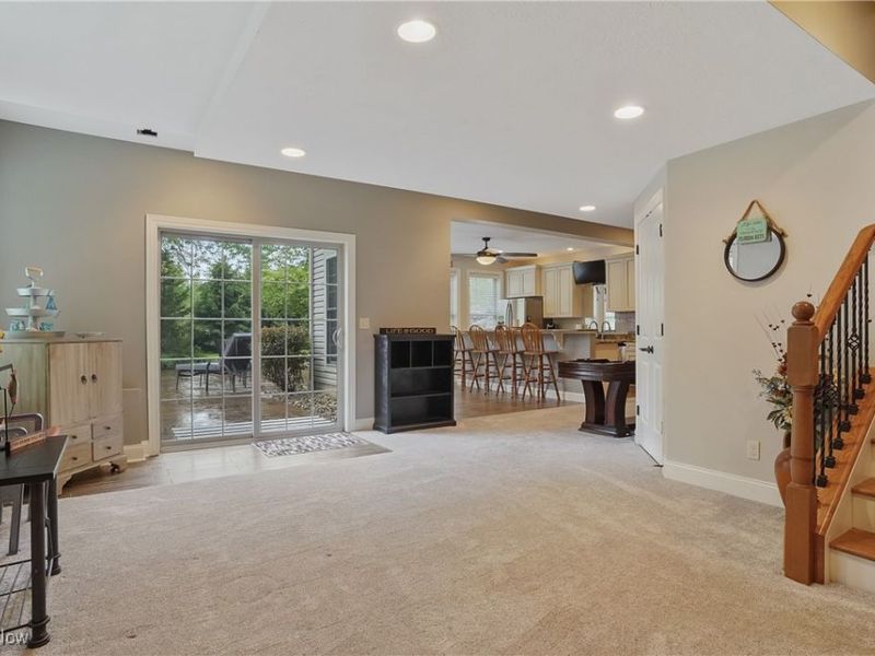 1302 Hillandale Drive, Akron, OH 44333 Photo 23