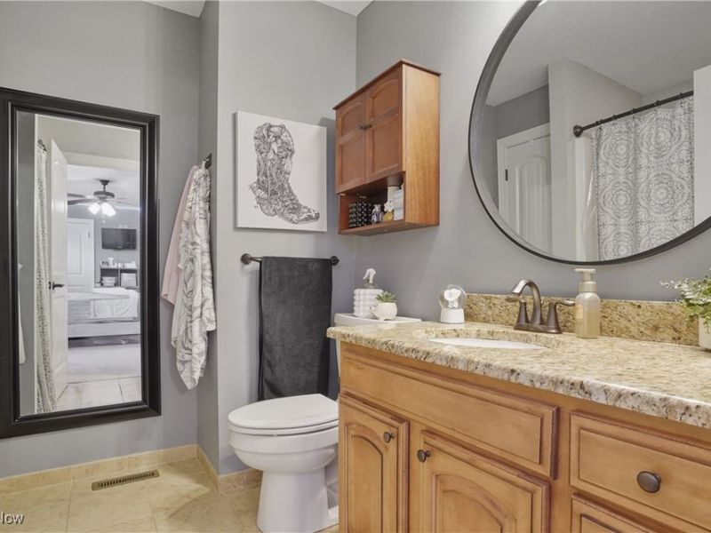 1302 Hillandale Drive, Akron, OH 44333 Photo 28