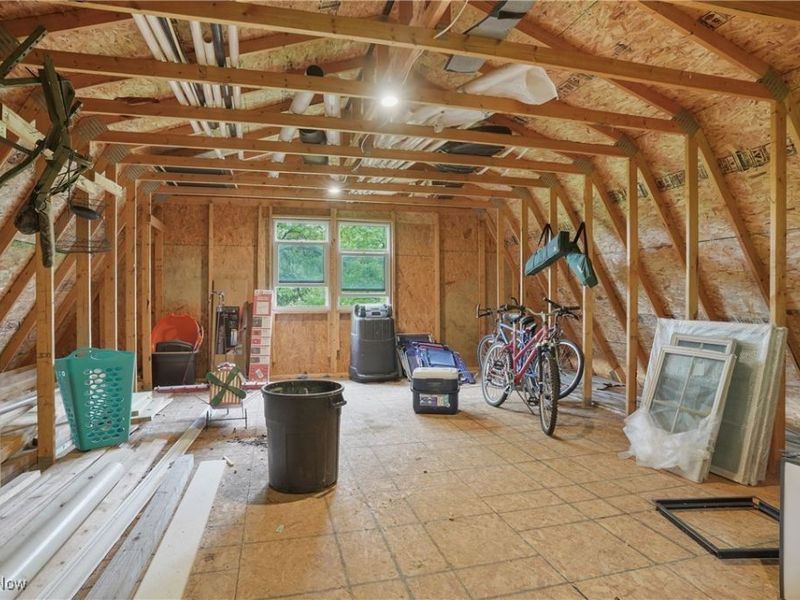 1302 Hillandale Drive, Akron, OH 44333 Photo 33