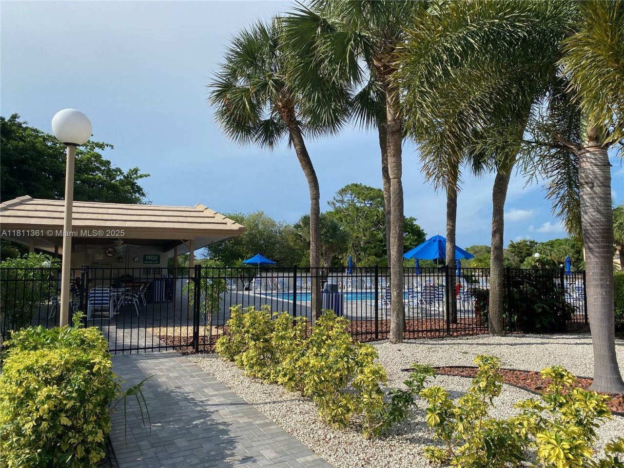 1902 Bermuda Cir, Unit G3, Coconut Creek, FL 33066 Photo